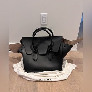 Pre owned Celine tie tote in navy